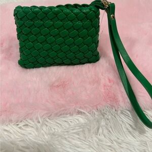 RÉMI REID 
Woven Mini Coin Purse - Vegan leather